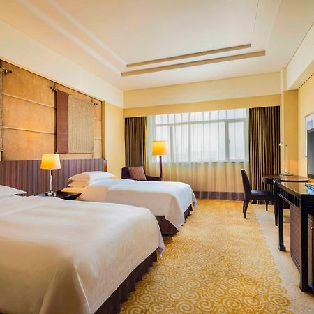 Sheraton Dongguan Hotel Экстерьер фото