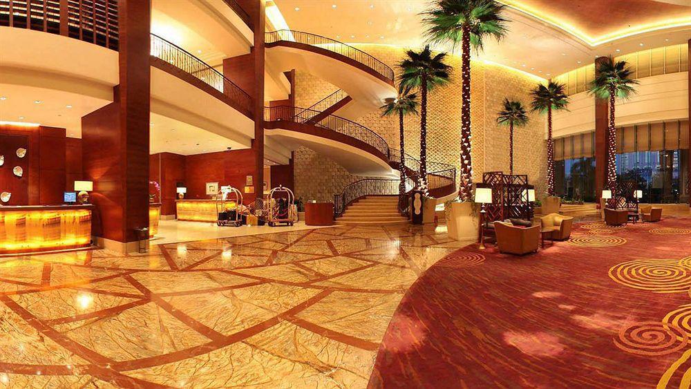 Sheraton Dongguan Hotel Экстерьер фото