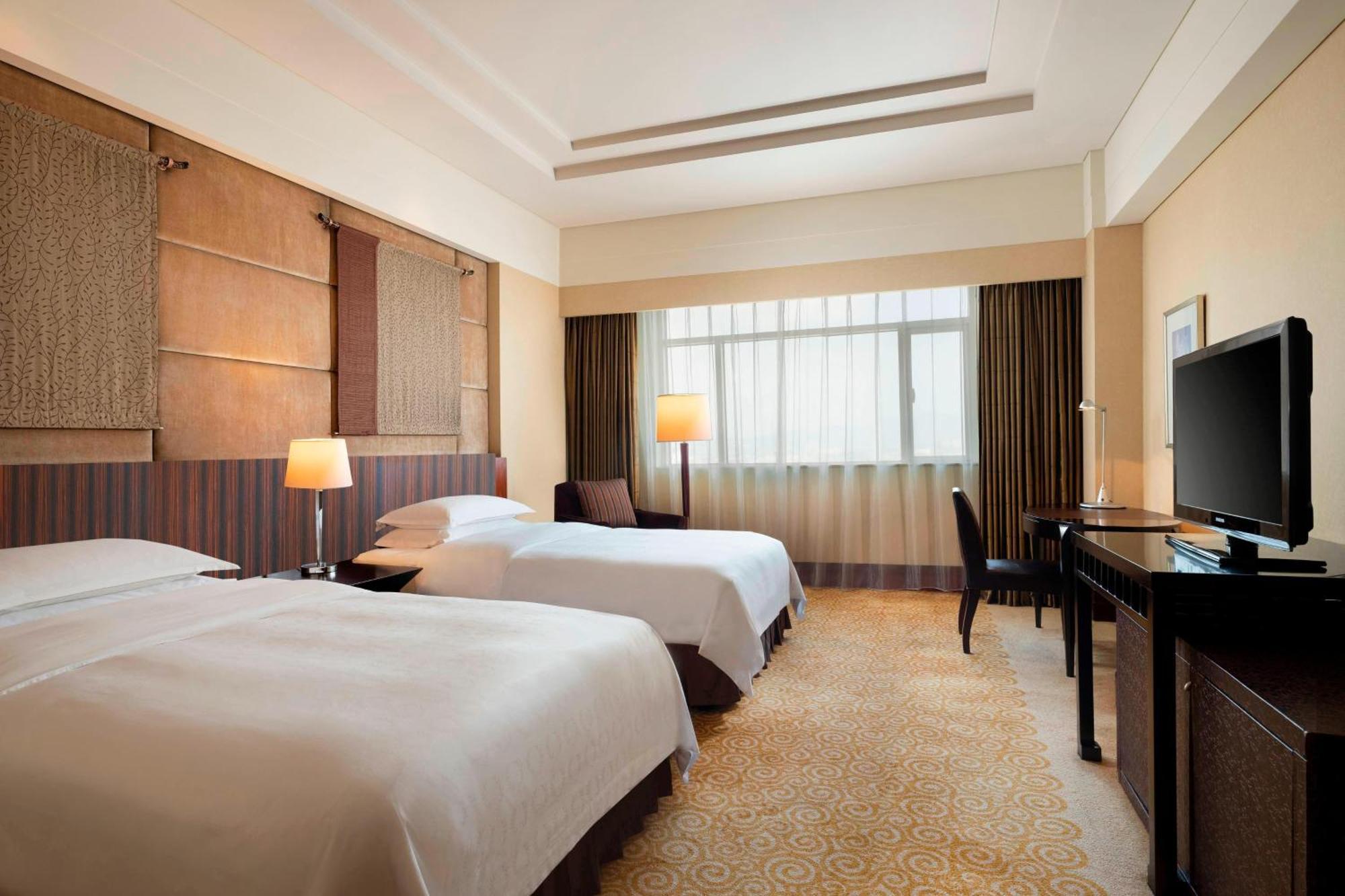 Sheraton Dongguan Hotel Экстерьер фото